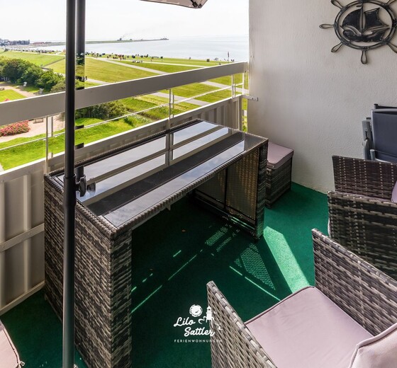 Balkon mit Blick auf die Nordsee-Appartement im Hochhaus - Ferienhaus / Ferienwohnung Büsum -  7